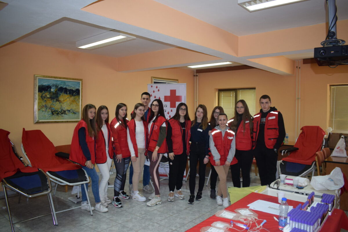 Пољопривредна школа Свилајнац организовала успешну акцију добровољног давања крви