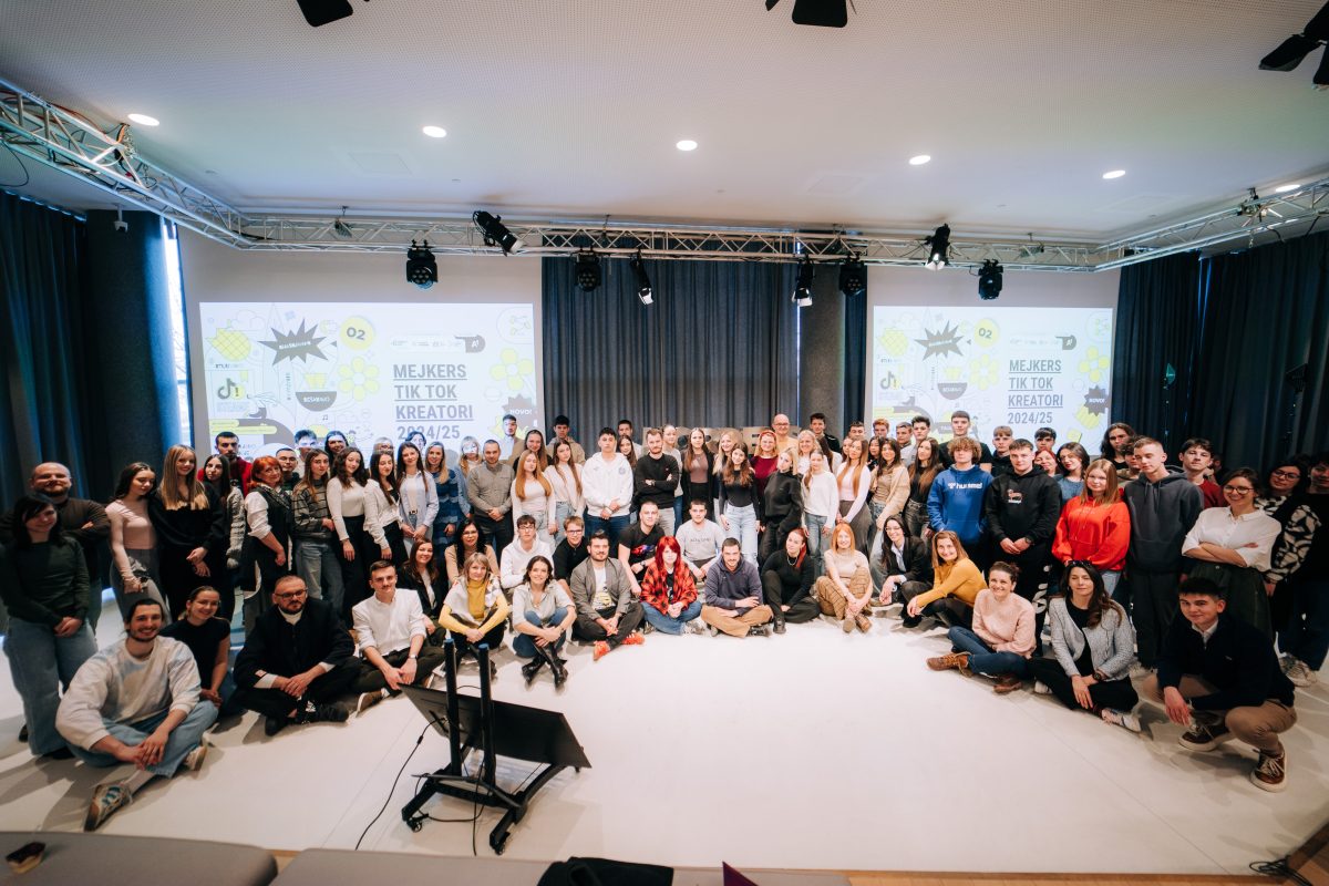 Наши ученици део програма Мејкерс ТикТок креатори